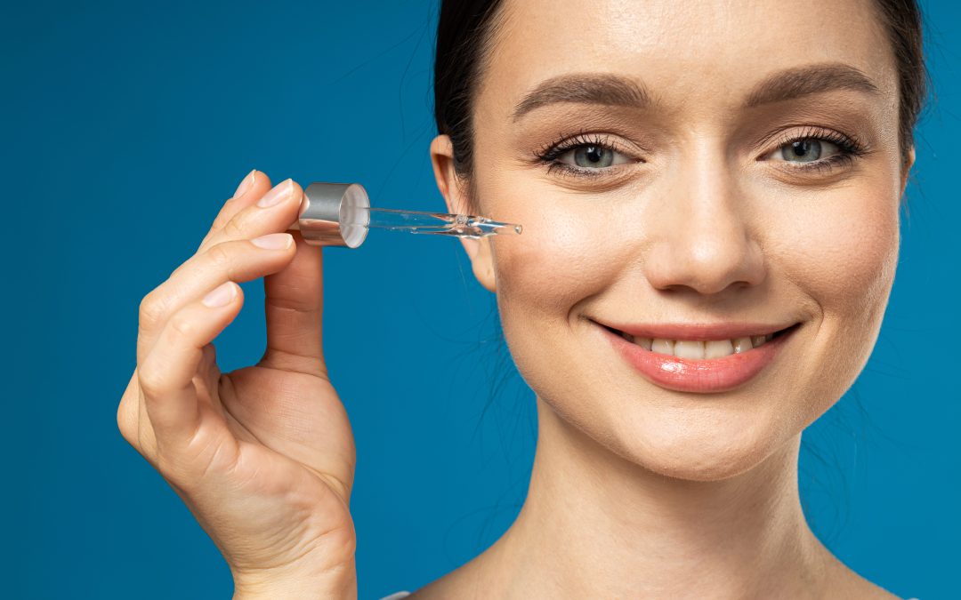 Ácido hialurónico en Almería: rejuvenece tu rostro de forma natural